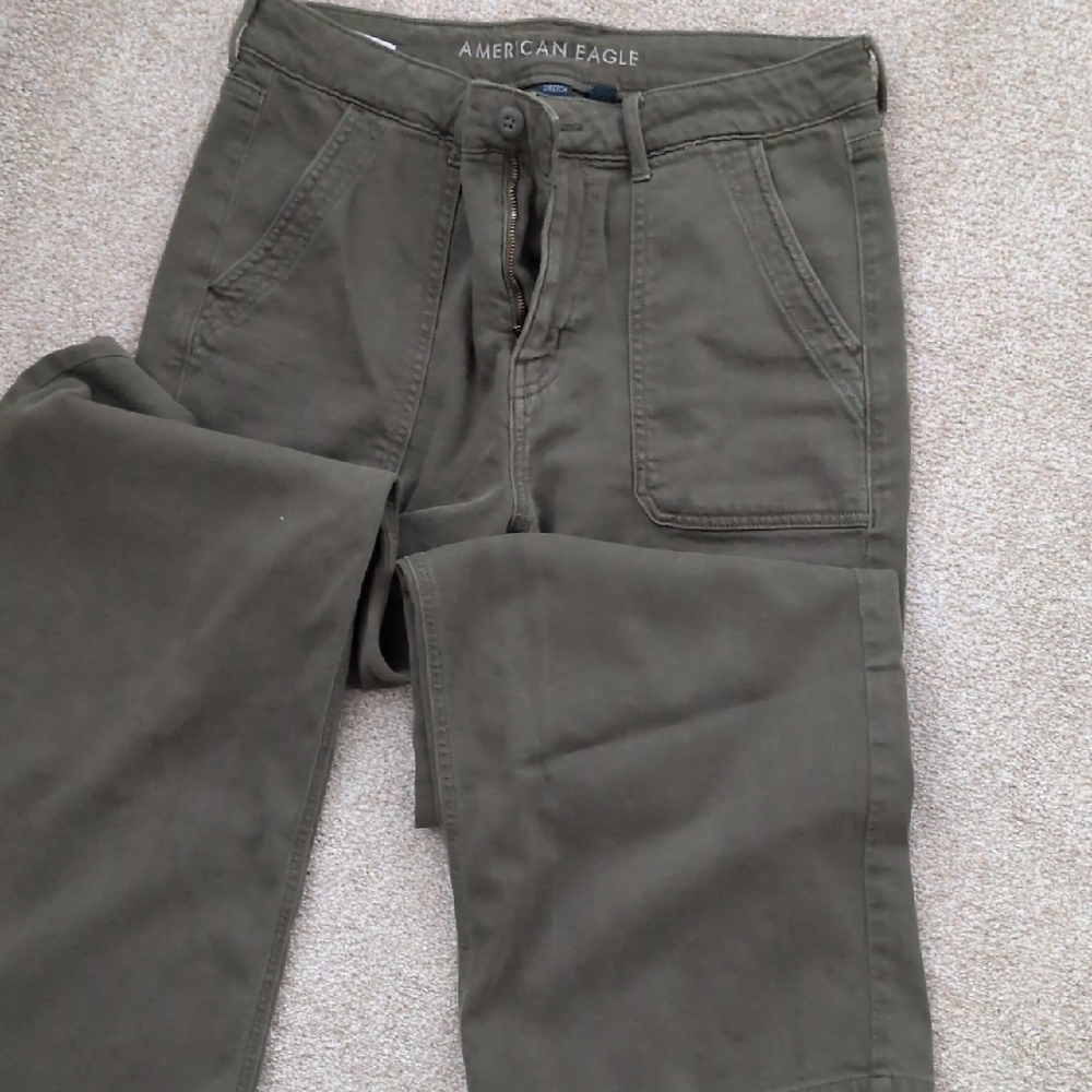 American Eagle Outfitters Khaki Chinos